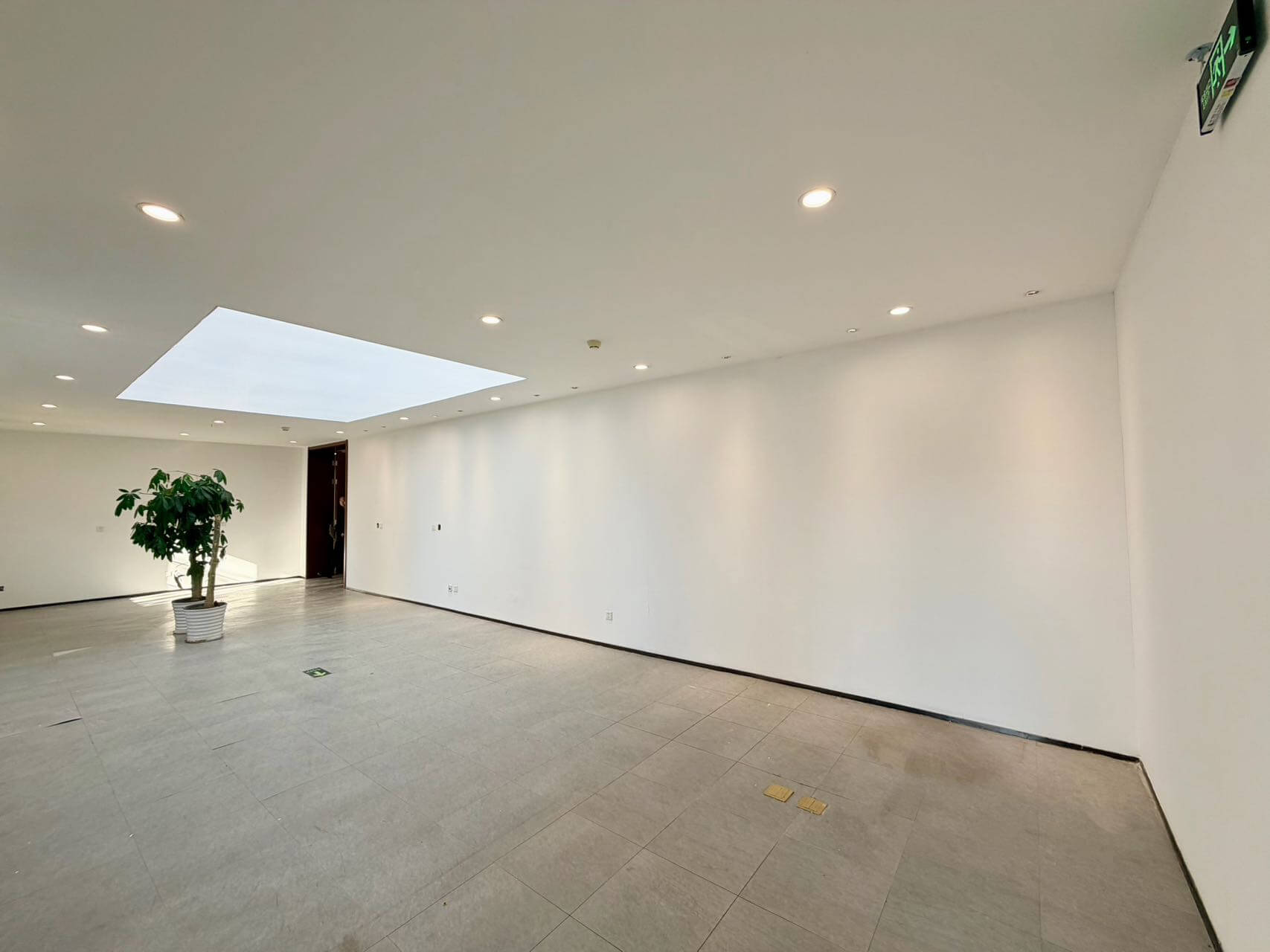 恒通国际商务园    350平米办公室     